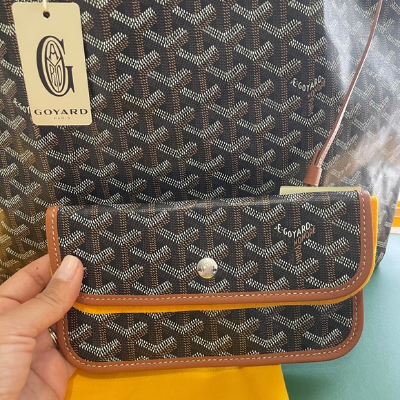 Goyard Saint Louis Tote Coated Canvas PM - Picture 3 of 10